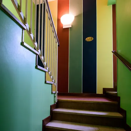 Colors ホステル